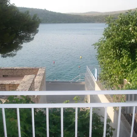 Apartment By The Sea Sparadici, - 18043 *