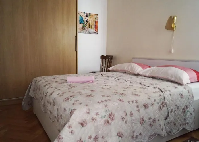 By The Sea Sparadici, - 18043