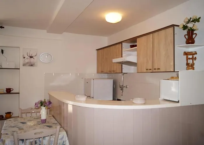 By The Sea Sparadici, - 18043 *