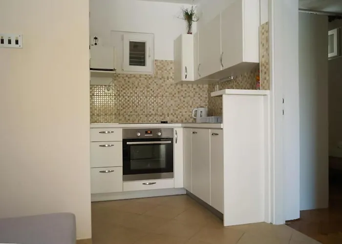 By The Sea Sparadici, - 18043 * Sibenik